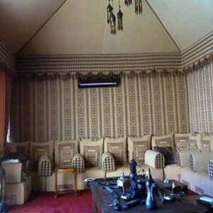 تنسيق وتنظيم بيوت الشعر