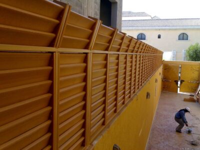 صيانة السواتر الخشبية