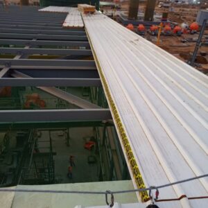 توريد وتركيب صاج ساندوتش بانل جدة