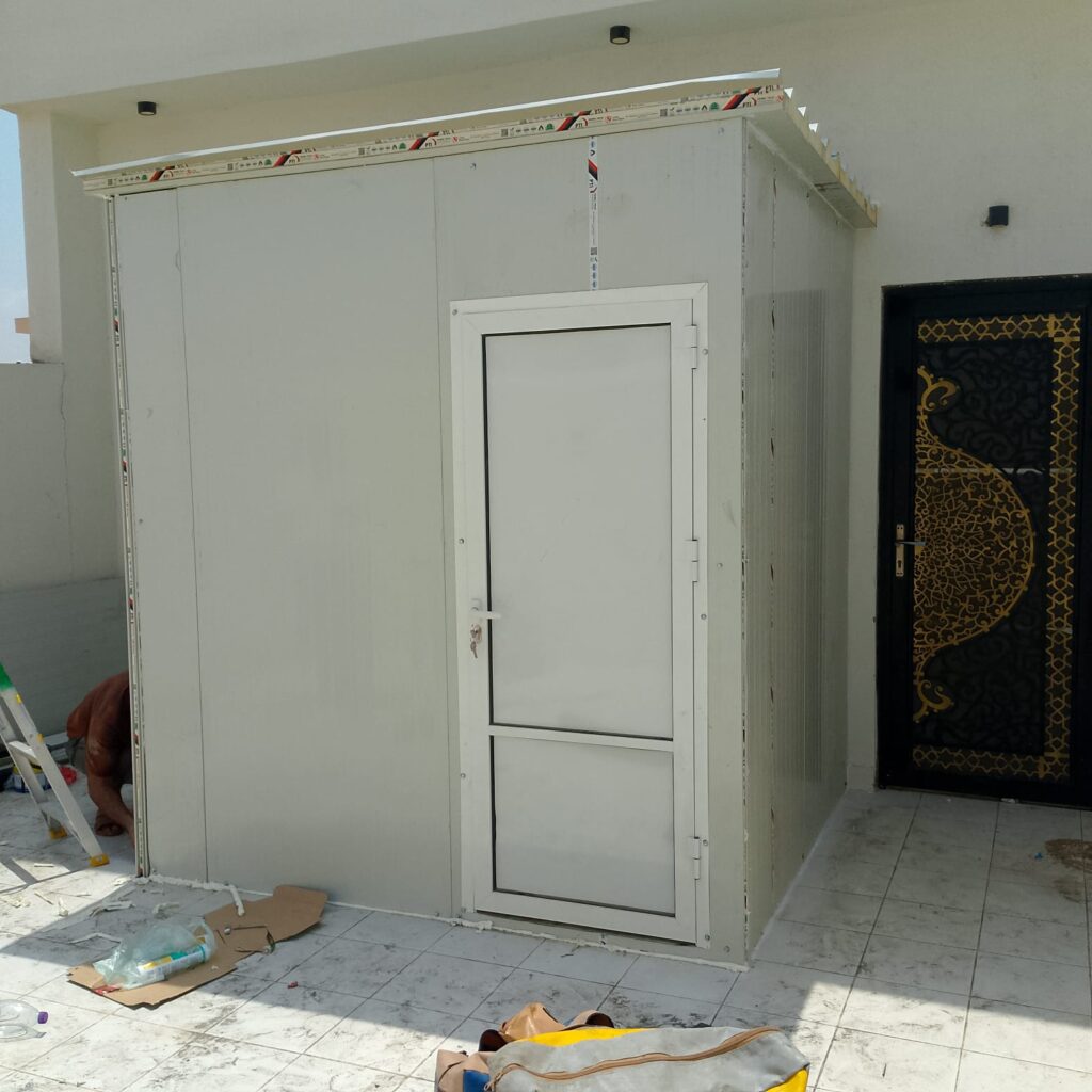 غرف وملاحق ساندوتش بانل جدة